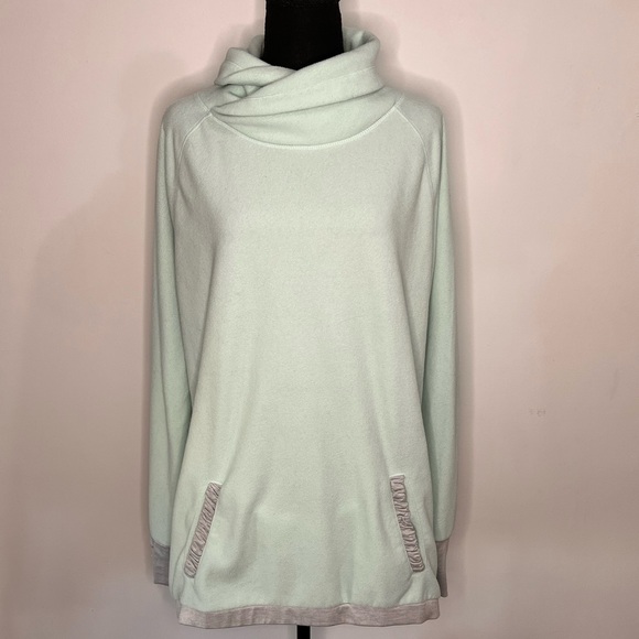 SOLD 5/26 Old Navy Pullover Cowl Neck Fleece - Picture 3 of 13